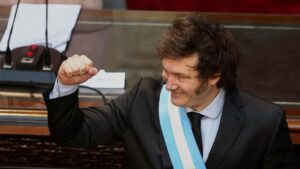 arranca el plan para evitar el default y la inflación