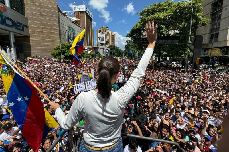así reaccionó María Corina a posibilidad de que el chavismo haya impreso actas falsas para confirmar “triunfo” de Maduro (+Video)