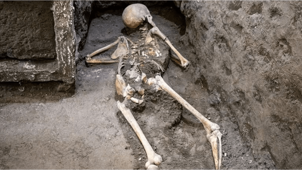 descubrieron el cuerpo de dos personas y un valioso tesoro del año 79 d.C.