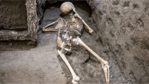 descubrieron el cuerpo de dos personas y un valioso tesoro del año 79 d.C.