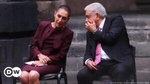AMLO achaca a Sheinbaum decisión de excluir al rey de España – DW – 28/09/2024