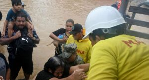 Actualizan la cifra de muertos en México por paso del huracán Jonh
