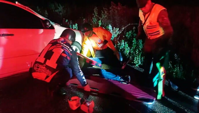 Al menos ocho heridos dejó colisión entre cuatro vehículos en vía El Tigre – Bolívar