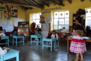 Aprendizaje de mayoría de escolares indígenas se hunde en Perú