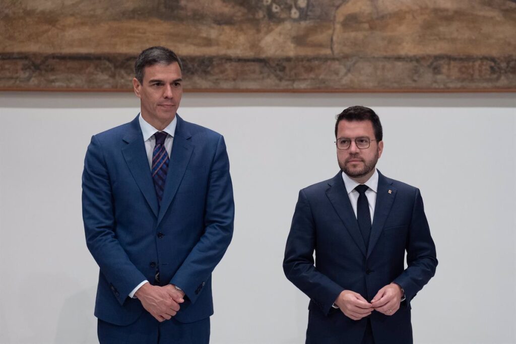 Aragonès recuerda que el pacto de PSC-ERC recoge que Cataluña recaudará todos los impuestos y se firmó ante un mediador