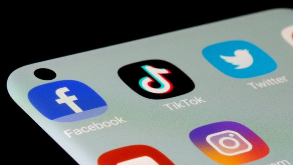 Australia planea limitar la edad mínima para usar las redes sociales
