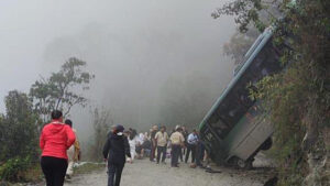 Autobús se accidenta en Machu Picchu; hay 4 mexicanos heridos