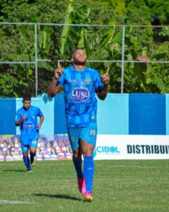 Bolívar SC logra una contundente victoria 5-0 ante Nueva Esparta FC | Diario El Luchador