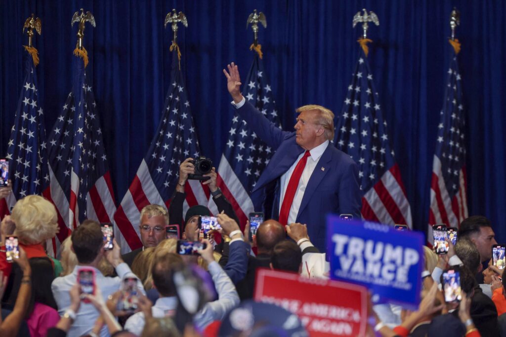 Campaña de Trump confía en apoyo de latinos porque "son cada vez más republicanos"