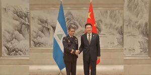 China capacitará a policías nicaragüenses para enfrentar al narcotráfico y el ciberdelito - AlbertoNews