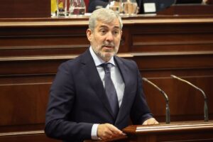 Clavijo no entiende que el Gobierno "ataque" a Canarias por pedir que el menor migrante se entregue con garantías