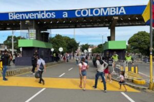 Colombia establece permiso especial para tutores de menores venezolanos