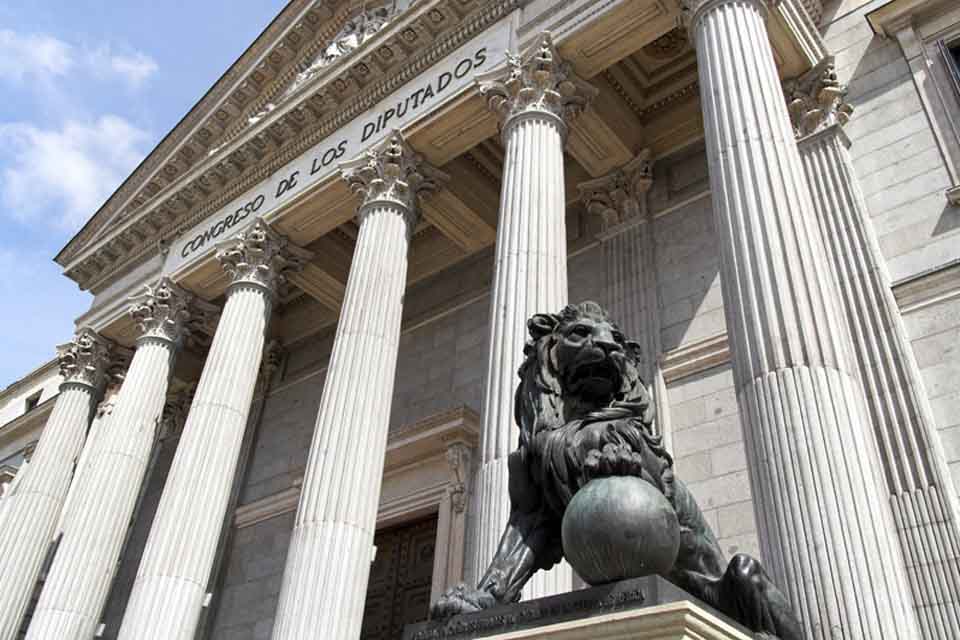 Congreso de España votará para reconocer como presidente electo a Edmundo González