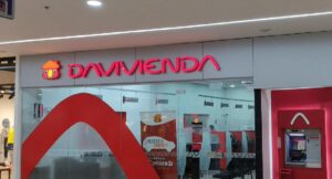 Davivienda y tarjeta de crédito que vale $ 20.000 al mes con beneficios