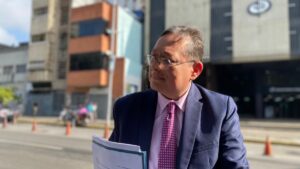 Defensa de Edmundo González ratifica situación de indefensión y exige debido cumplimiento de las leyes