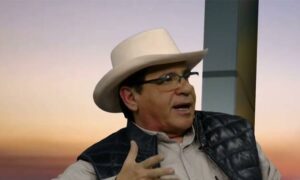 Detuvieron a alcalde merideño por traición a la patria