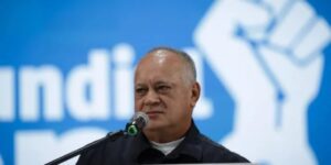 Diosdado Cabello denuncia uso de niños como escudos por parte de la oposición en Venezuela