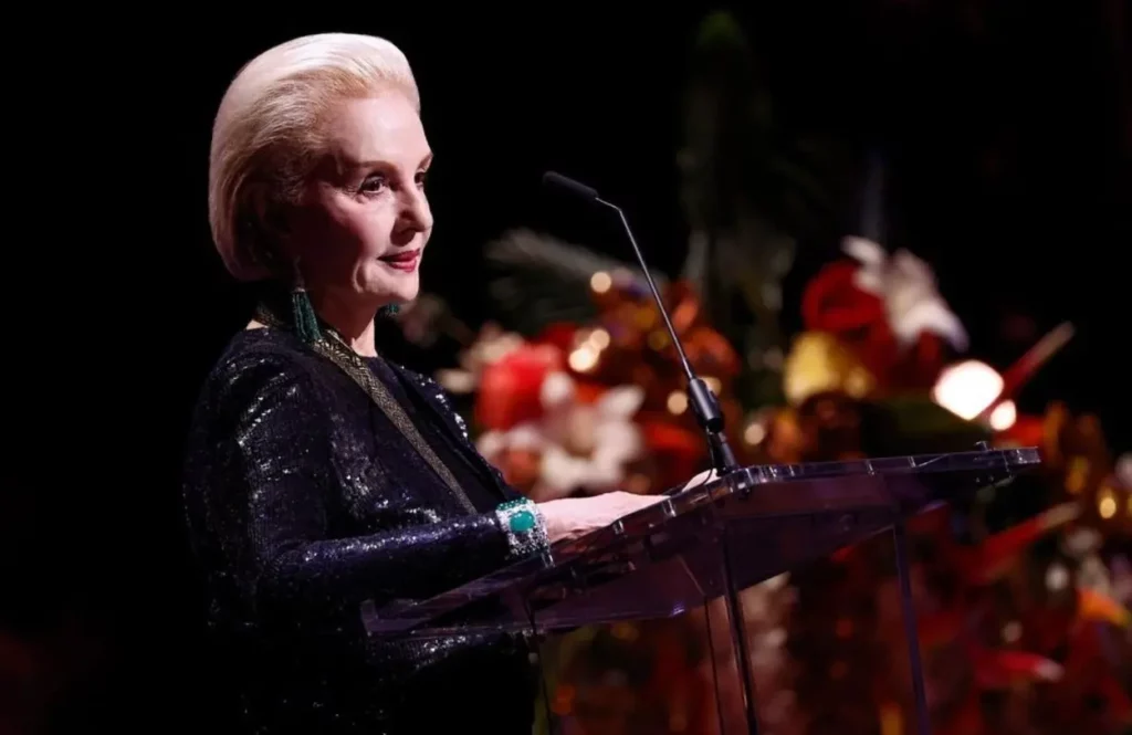 Diseñadora Carolina Herrera tiene su Barbie