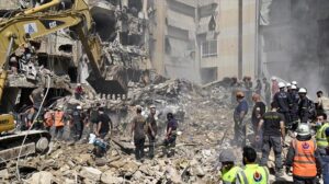 Docenas de víctimas en Beirut (Líbano), tras el ataque de Israel del viernes 20