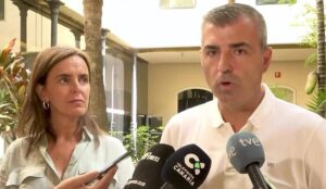 Domínguez niega que se vaya a abandonar a ningún menor migrante no acompañado