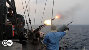 Dos barcos mercantes atacados frente a las costas de Yemen – DW – 03/09/2024