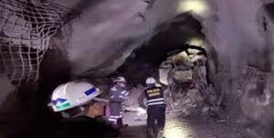 Dos personas murieron tras el derrumbe en una mina en Perú