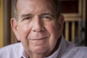 Edmundo González abandonó Venezuela tras solicitar asilo político en España