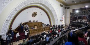 El Parlamento venezolano presenta un proyecto de resolución para pedir a Maduro la ruptura con España