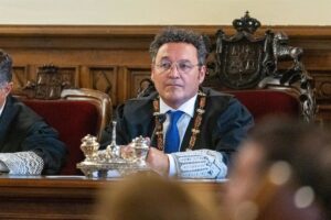 El Supremo acumula las acciones contra García Ortiz por revelación de secretos y pide informe a la Fiscalía