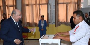El presidente de Argelia Abdelmadjid Tebboune es reelecto con casi el 95% de los votos
