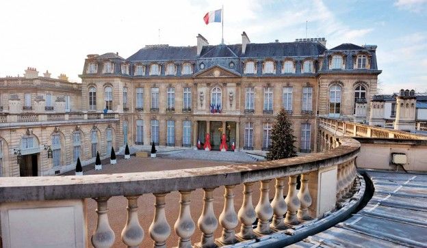 Elección de primer ministro en Francia: Bernard Cazeneuve y Xavier Bertrand, llamados al Elíseo - AlbertoNews