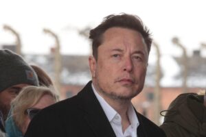 Elon Musk elevó la tensión con el gobierno de Brasil: “Espero que Lula disfrute de los vuelos comerciales” - AlbertoNews