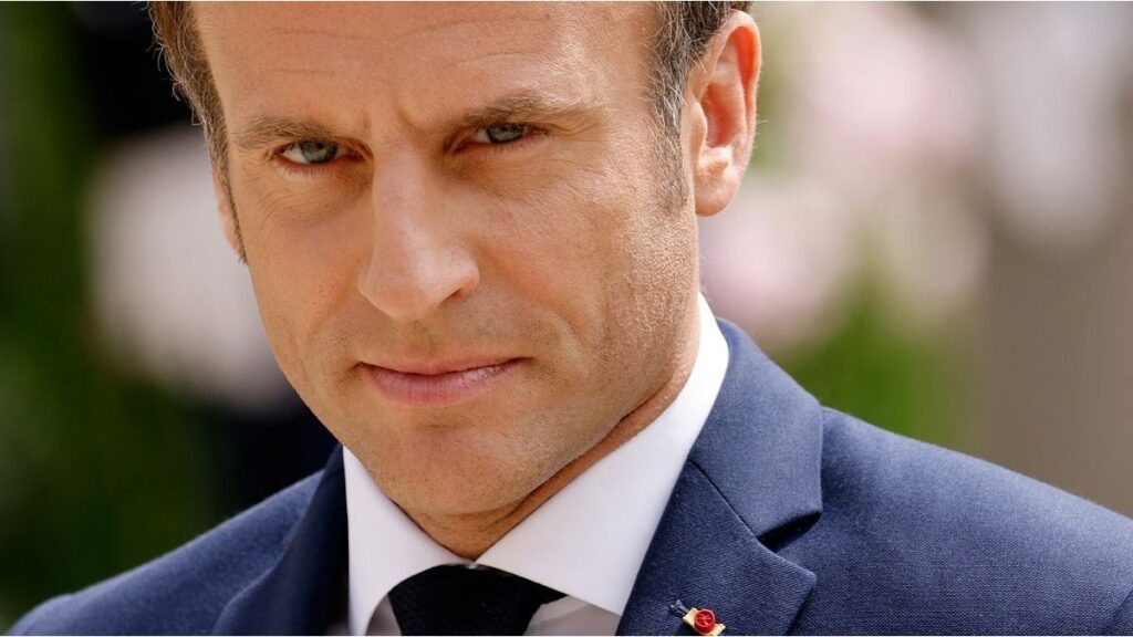 Emmanuel Macron acelera las discusiones con la derecha y la izquierda para definir un nuevo primer ministro