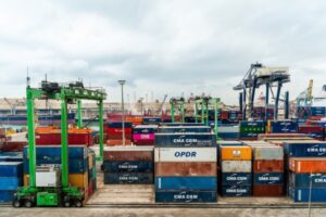 Es necesario cambiar la mentalidad de ser un país importador a uno exportador