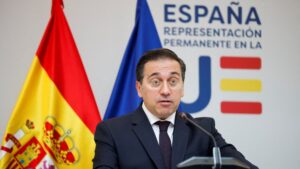 España niega "complicidad" en que líder opositor venezolano aceptase victoria de Maduro