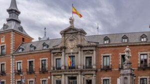 España