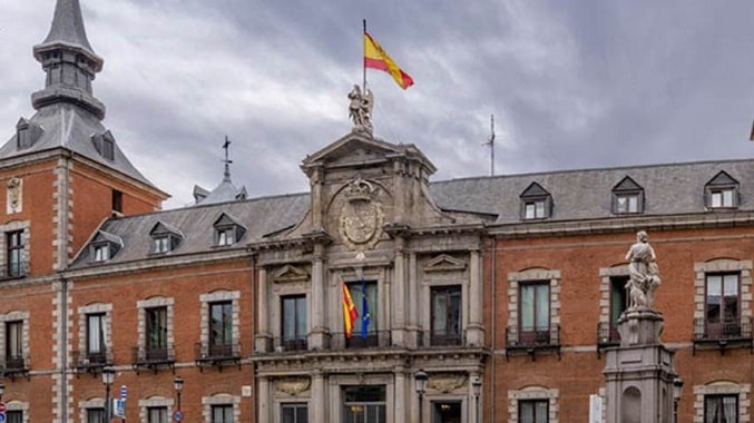 España