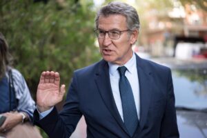 Feijóo pide a Sánchez denunciar a Maduro ante la Corte Penal Internacional y promete redoblar la presión diplomática