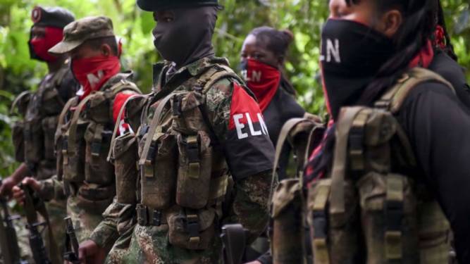 Gobierno colombiano y grupo disidente del ELN buscan un acuerdo