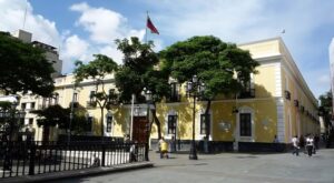 Gobierno rechaza declaración de EE.UU. y «países lacayos»
