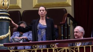 González promete seguir “hasta el final”. Condenan represión en ONU.