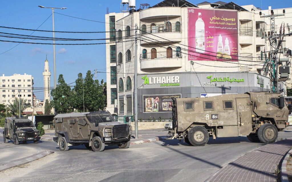 Guerra Israel - Hamás | Directo: Hezbolá lanza 50 cohetes contra Israel tras la muerte de tres trabajadores