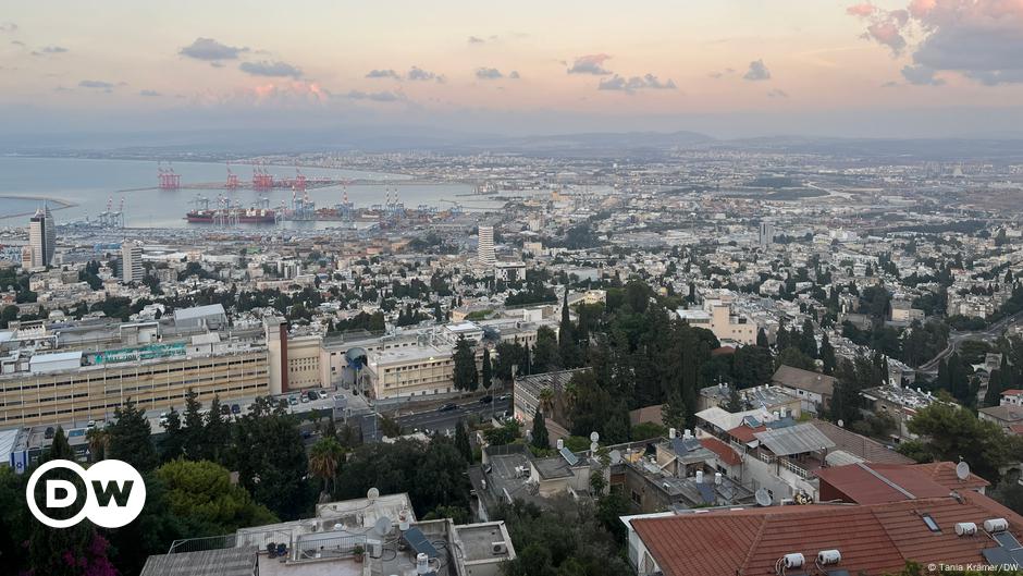 Haifa, a la sombra de una amenaza de guerra – DW – 27/09/2024