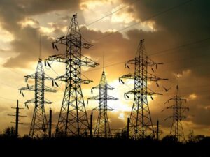 Hay que triplicar las energías renovables impulsadas por empresas eléctricas y servicios públicos
