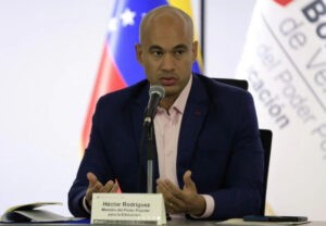 Héctor Rodríguez anunció acuerdo con Min. Vivienda para favorecer a maestros (+video)