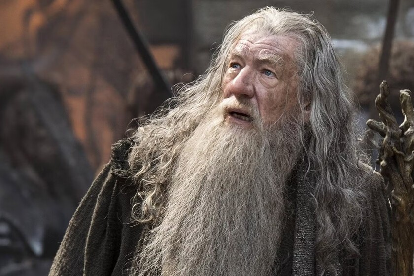 Ian McKellen desvela que la nueva película de El Señor de los Anillos se dividirá en dos partes