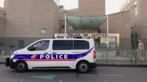 Imitó a Pelicot y drogaba a su mujer para violarla