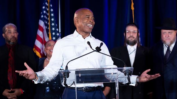 Imputado por corrupción el alcalde de Nueva York, el demócrata Eric Adams