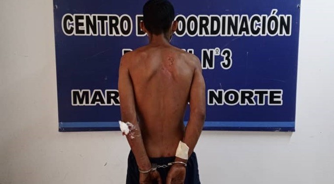 Intenta matar a un hombre para robarlo y arremete contra la policía