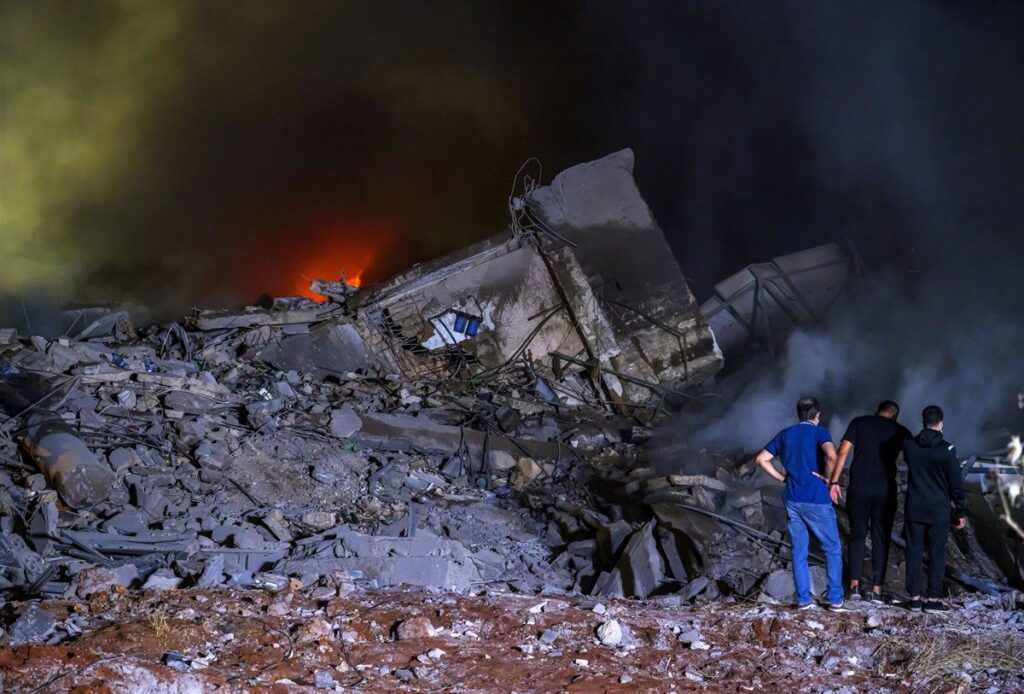 Israel vuelve a bombardear edificios residenciales en el sur de Beirut tras una orden de evacuación forzosa